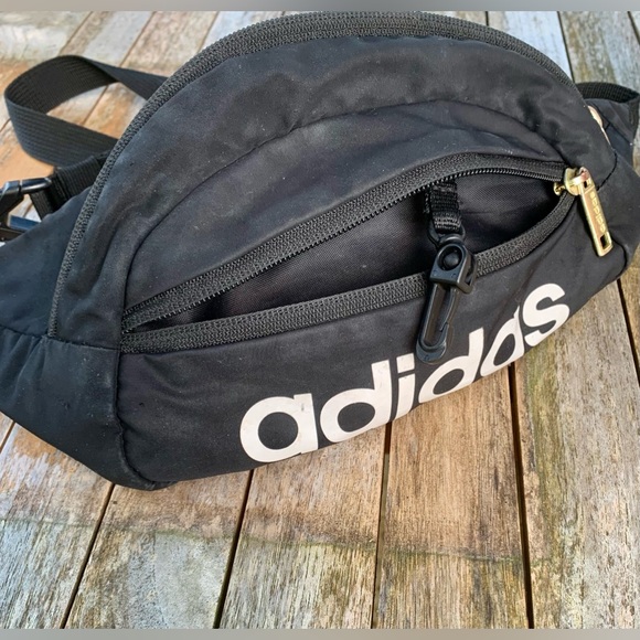 Addidas Fanny pack - Picture 7 of 10